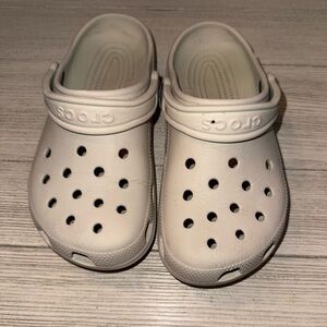 CROCS color Bone